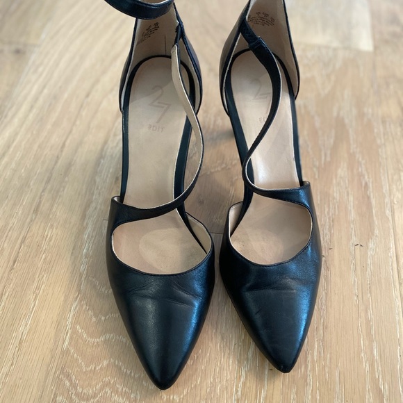 Naturalizer Black Leather Strappy Heels - Picture 3 of 4